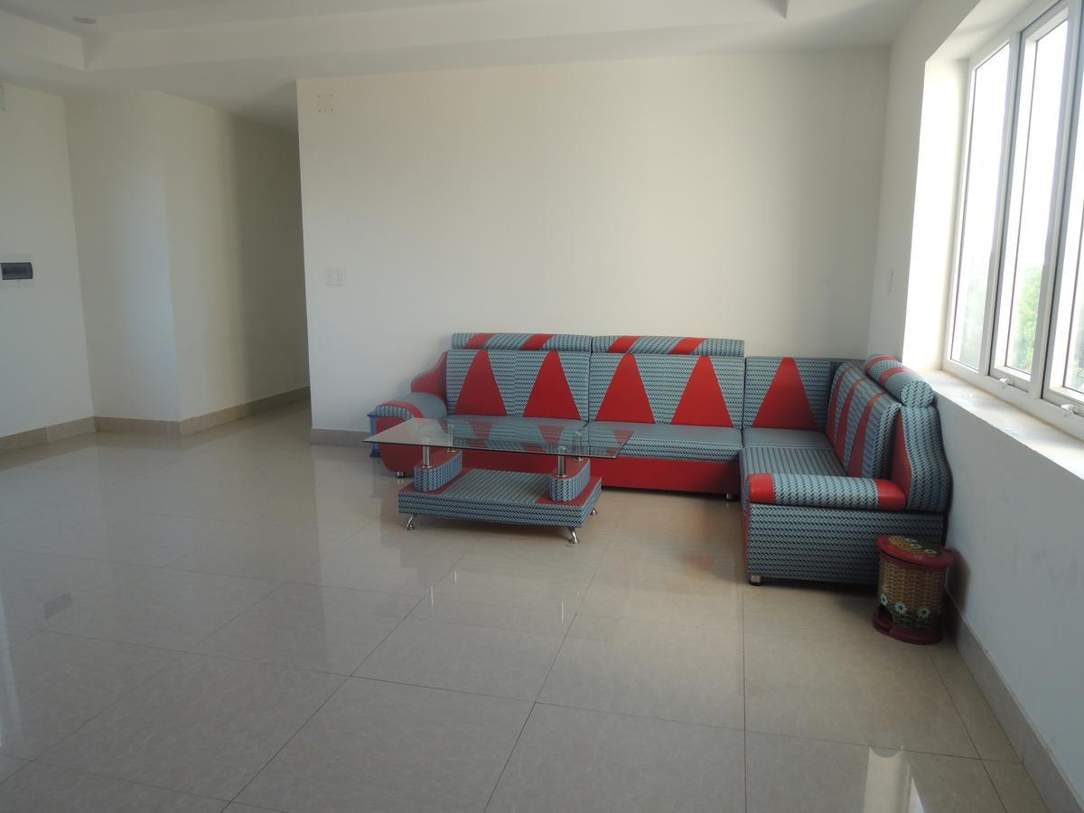 Ngan Ha Hotel Донг Хой Екстериор снимка