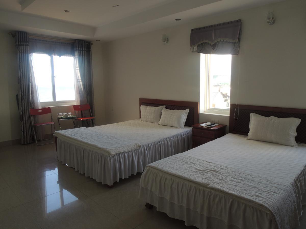 Ngan Ha Hotel Донг Хой Екстериор снимка