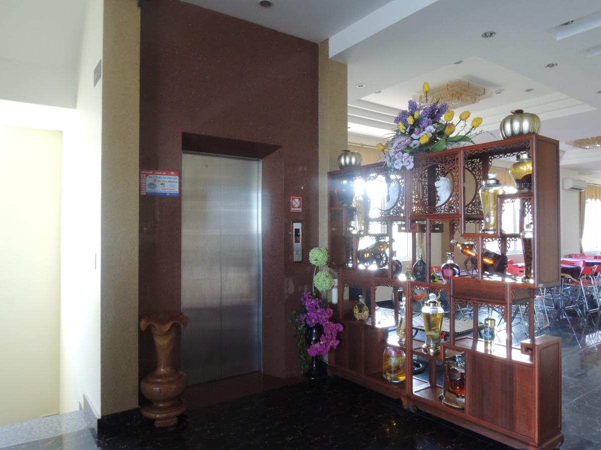 Ngan Ha Hotel Донг Хой Екстериор снимка