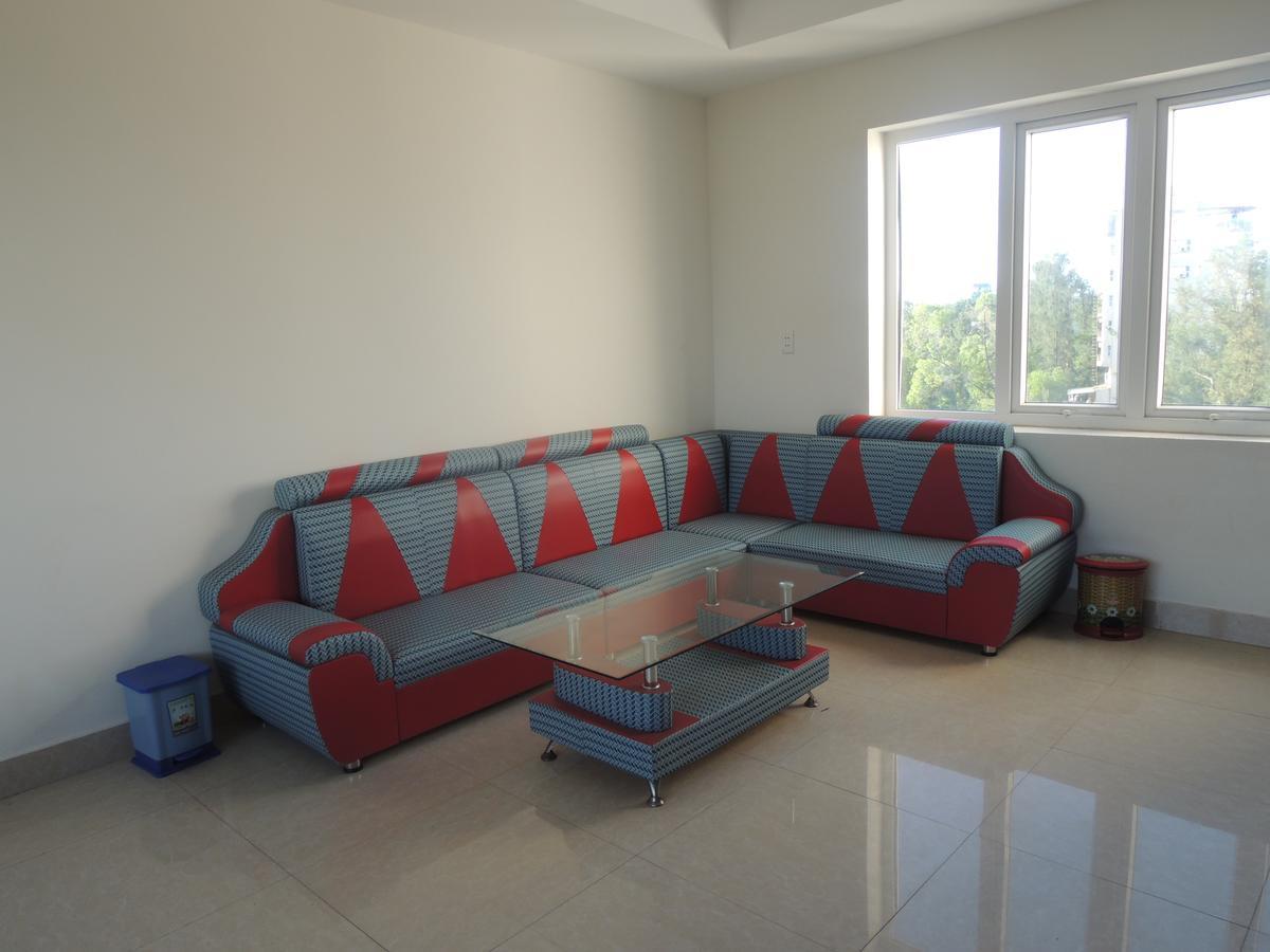Ngan Ha Hotel Донг Хой Екстериор снимка