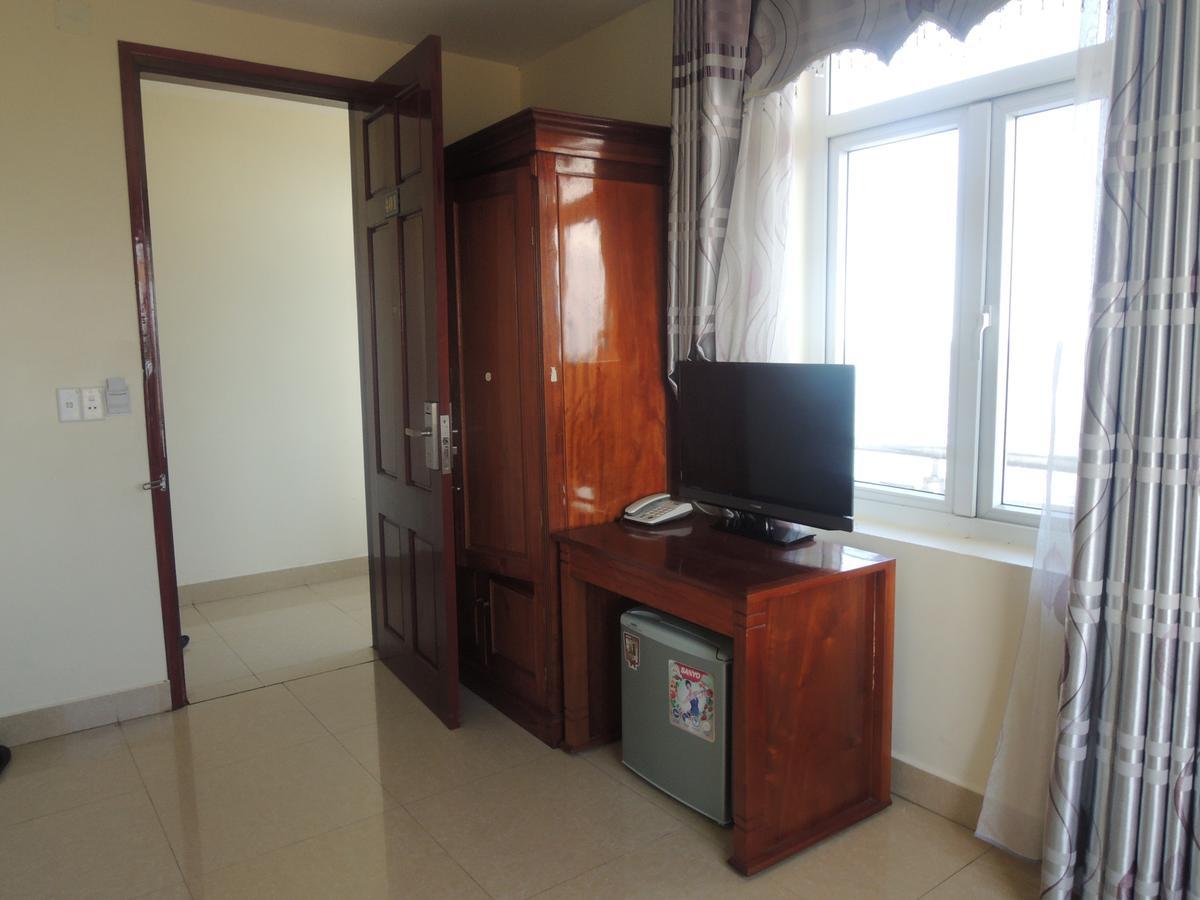 Ngan Ha Hotel Донг Хой Екстериор снимка